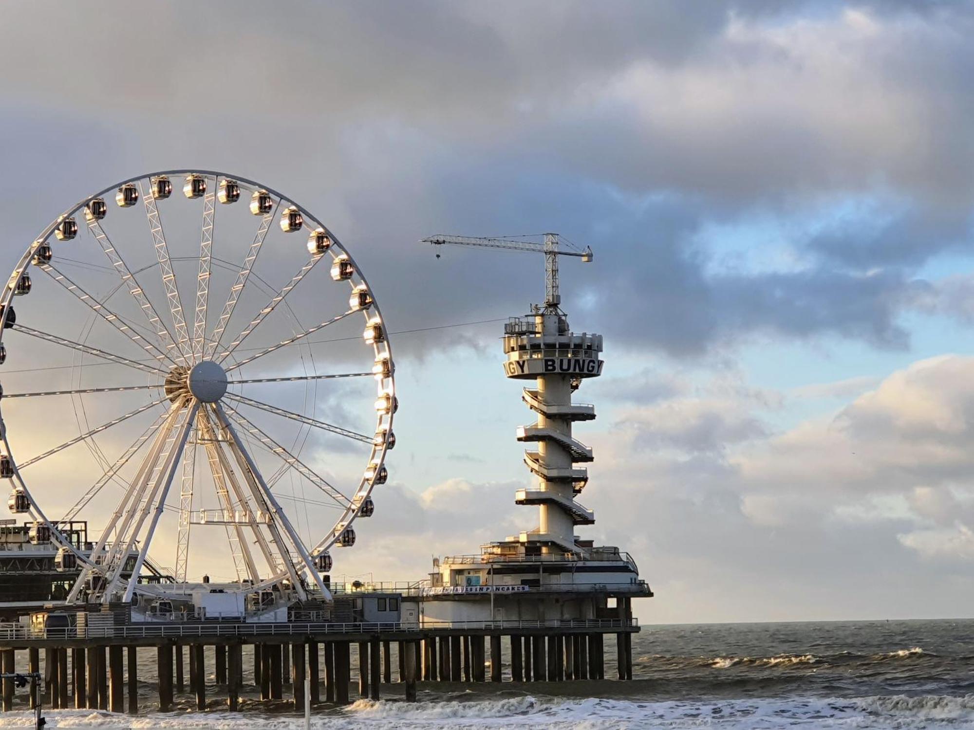 Bluebeach Scheveningen กรุงเฮก ภายนอก รูปภาพ